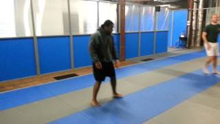 Krav Maga Choke from front 2 hand pluck