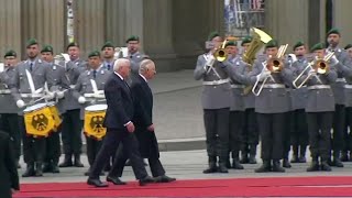 Militärische Ehren Für König Charles Iii - Preußischer Präsentiermarsch Abschreiten Der Front