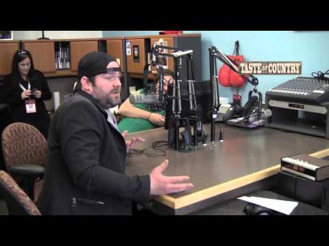 Lee Brice Talks