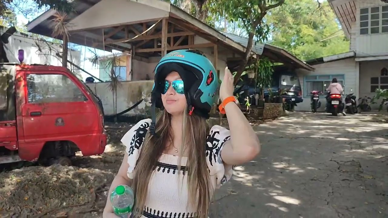 Squijor Day 1 :  Hapitanan, Old Enchanted Balete Tree with fish spa.  Paliton beach - little boracay