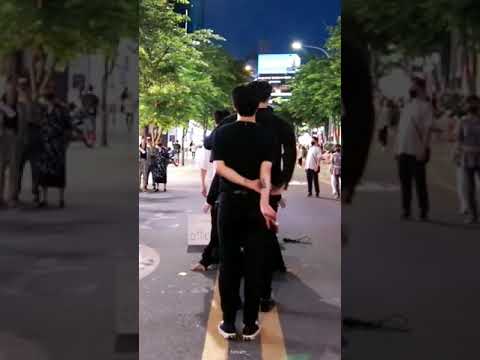 220528 방황하는 손 마저 귀엽자나 wandering huyu&amp;#39;s hand