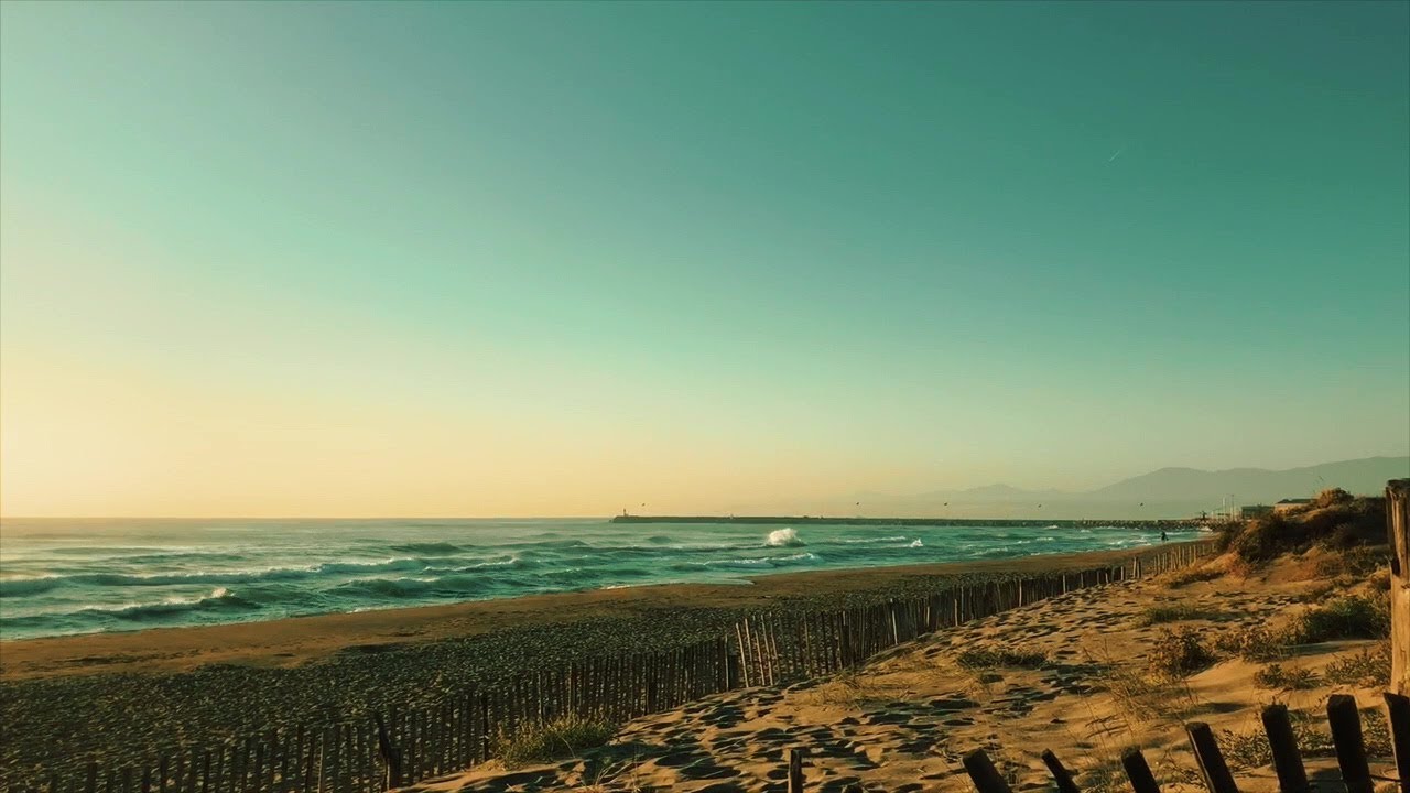 Watch Raph Krauss - Zu dir (Offizielles Video) on YouTube Watch Raph Krauss - Zu dir (Offizielles Video) on YouTube