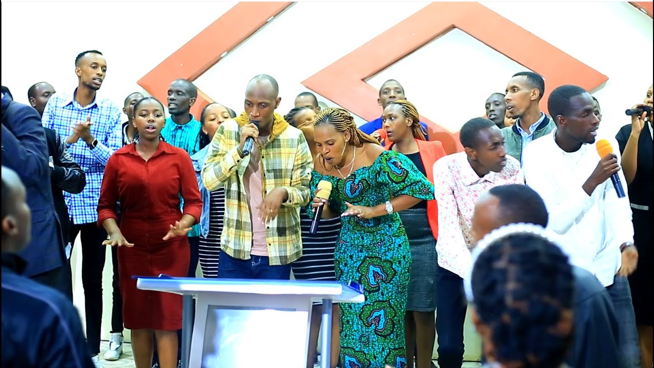 MASERAFI & VOICE OF PRAISE MUNDIRIMBO  ZAFASHIJE ABERA ||NTAKIBASHA KUROGOY IMIGAMBI YAWE MANA