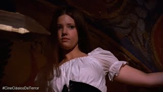 'Vampire Circus' (1972) Persecución en la capilla #CineClásicoDeTerror 'Vampire Circus' (1972) Persecución en la capilla #CineClásicoDeTerror