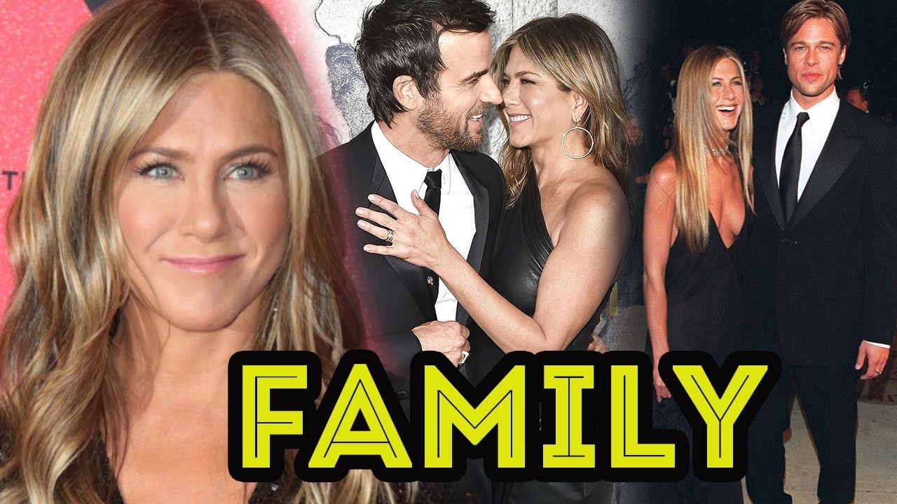 Jennifer Aniston Family Photos 2019 With Husband Brad Pitt And Justin Theroux