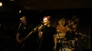 Video thumbnail of "The Hillbilly Moon Explosion - Midnight Blues (Live in Stuttgart)"