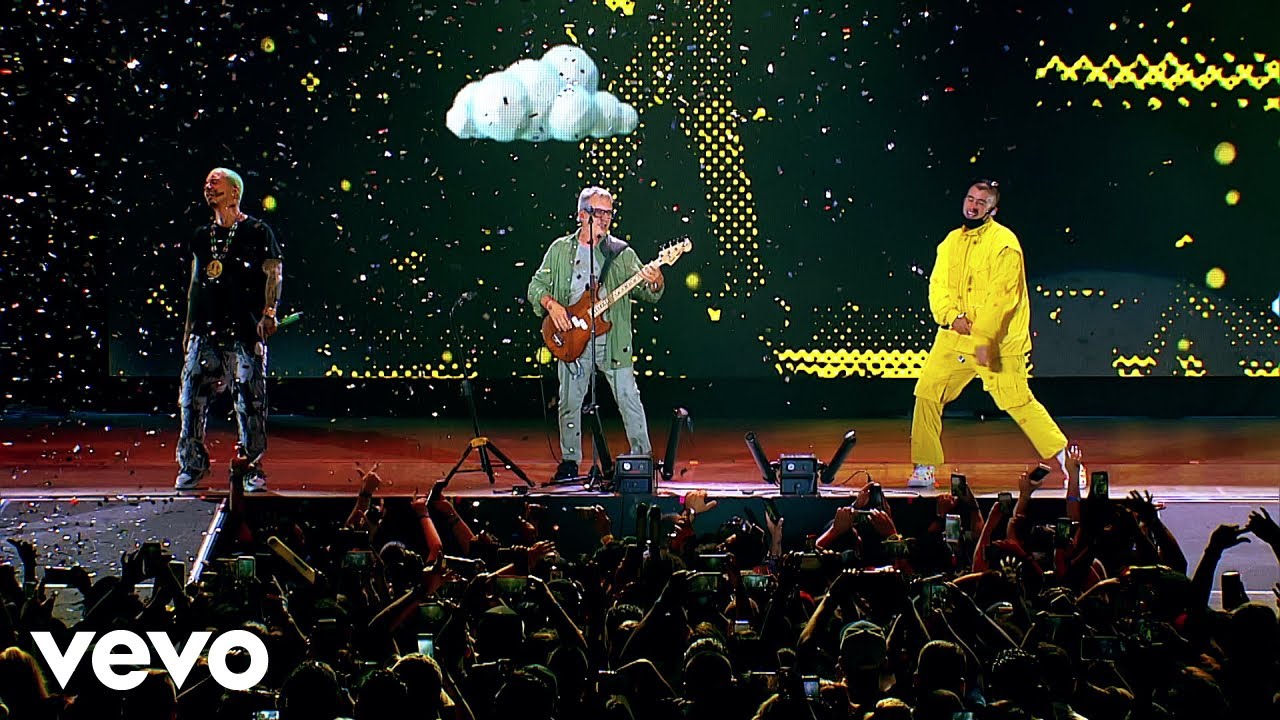 Un Peso (Live at the Uforia Music Concert in Dallas) Un Peso (Live at the Uforia Music Concert in Dallas)