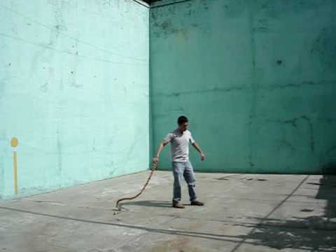 Ixtle Rope Cracking a Mexican chicote whip (red ixtle rope) - YouTube