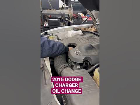 2015 dodge charger oil change - YouTube