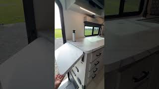 Solera 32Dsk U-Dinette, P-Thru Bath