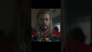 Funny Thor trying to get his Hammer from Jane #loveandthunder