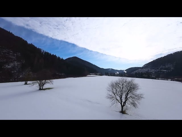 Erste Powerloops zum Schluß geübt. Iflight Nazgul ECO DC5