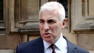 Mitch Winehouse call for rehab help