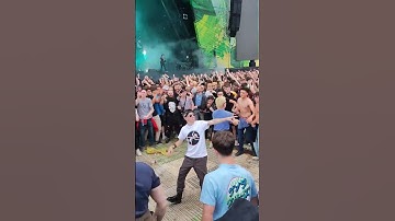 The Prodigy, mosh pit