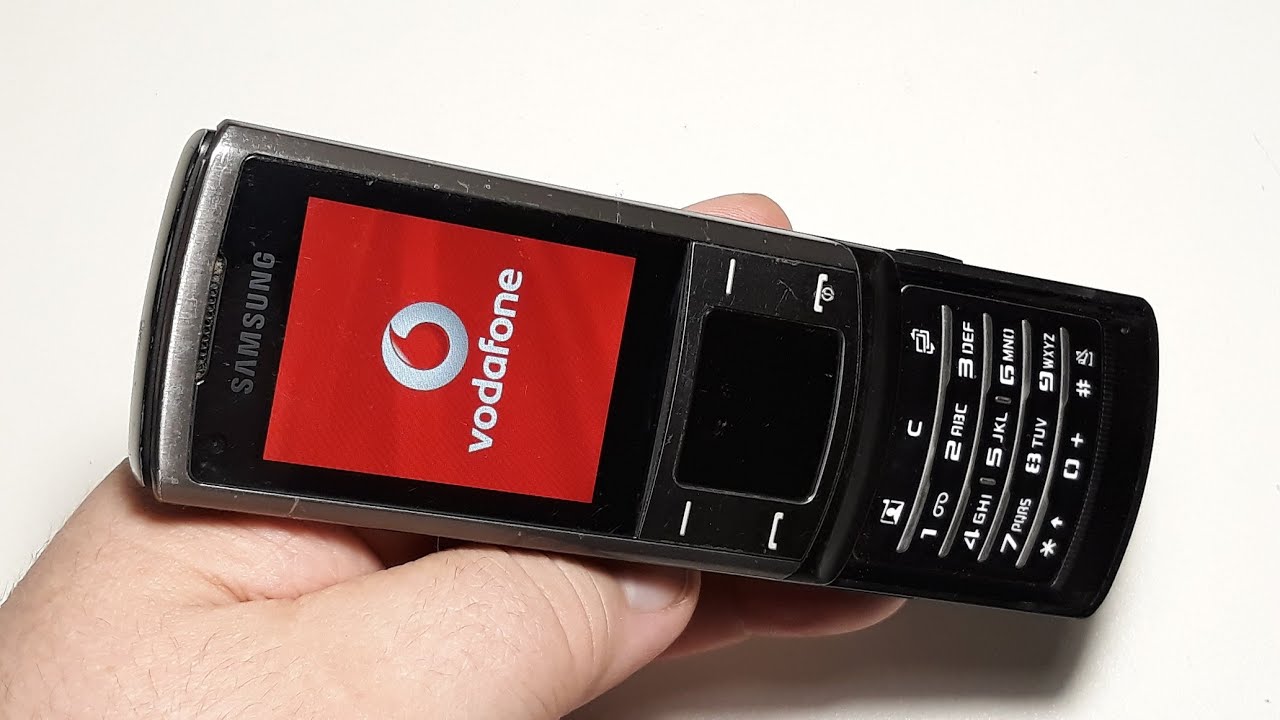 Samsung U900 Soul - имиджевый, стильный флагман серии Ultra Edition (толщина всего 12.9 мм)