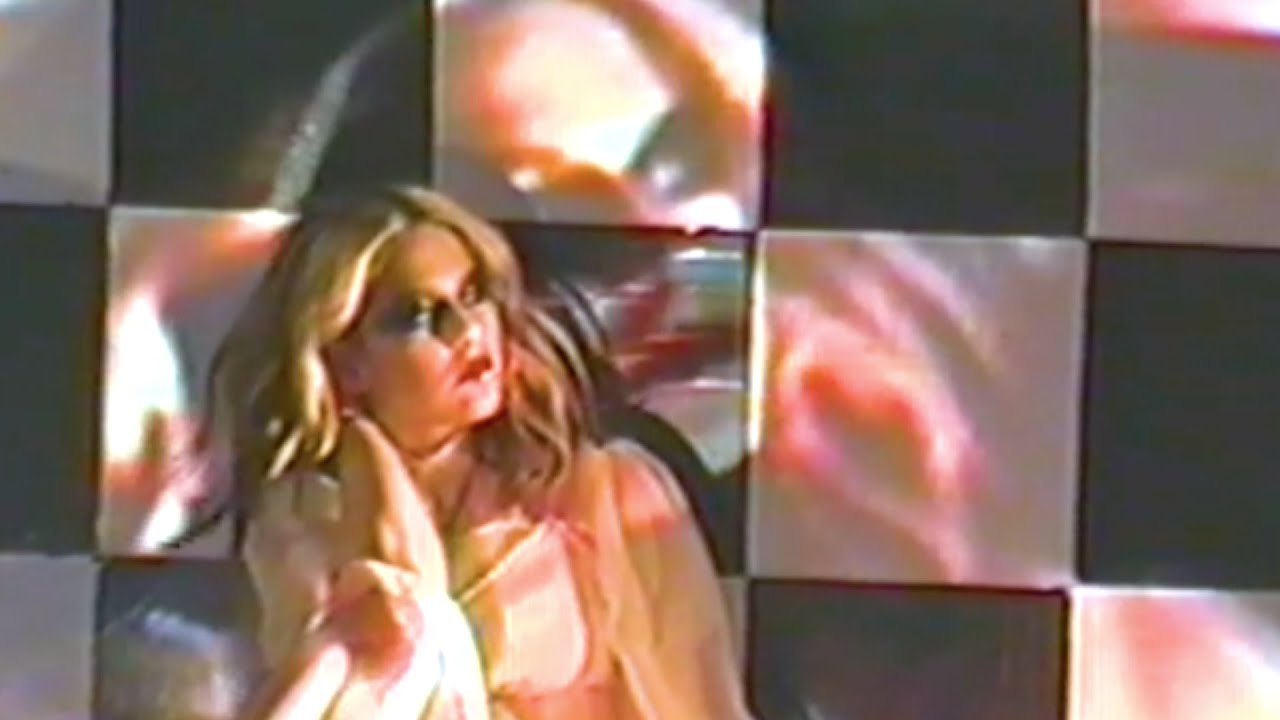 Guarda Silver Sphere - sucks 4 u (Official Video) su YouTube