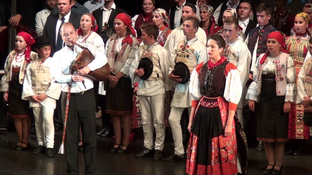 Boldogasszony Anyánk-énekli Kacsó Hanga Borbála