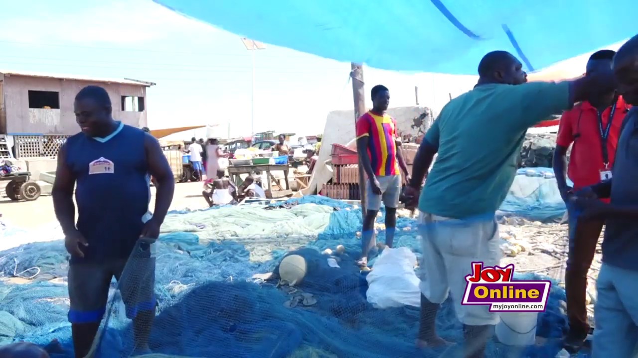 Flags at Ghana's coast  Tema fishermen disagree on significance