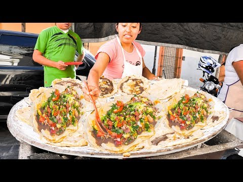 UNKNOWN Mexican Street Foods You MUST Try! MEGA Mexican Pizza, BEST BBQ, and 7 Mole’s in OAXACA!