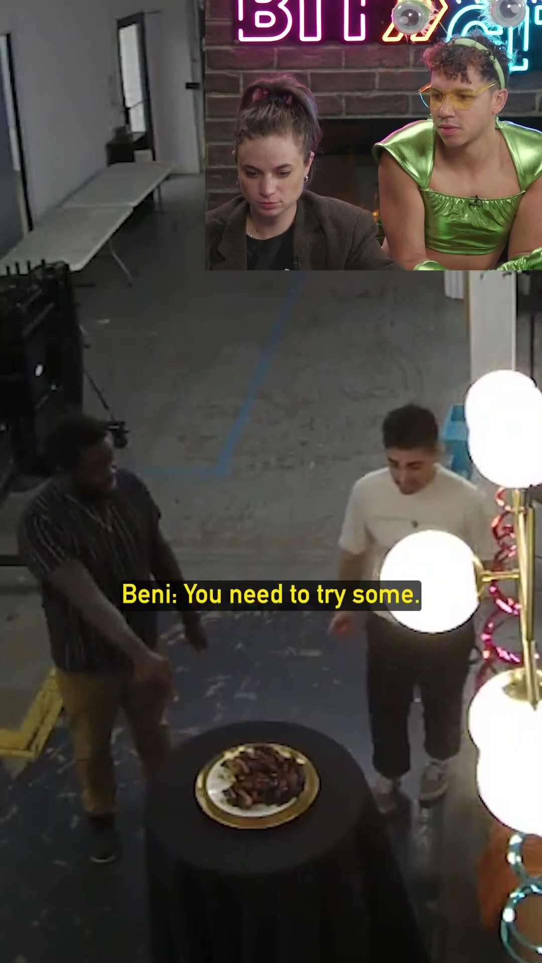 We put a plate of ribs on a hidden camera...