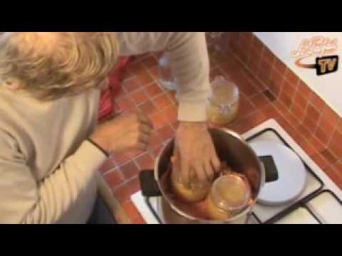 recette-soupe-de-céleri-rave-aux-noix-grillées