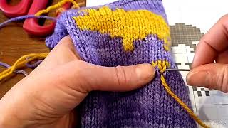 How to Emborder Duplicate Stitch in Knitting