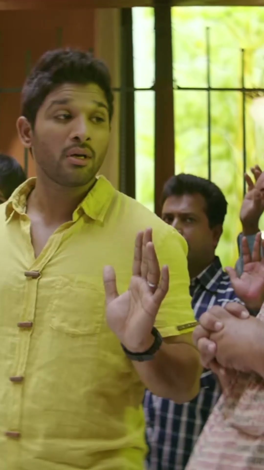 Raghu Babu Aaya Bank Lootne #AlluArjun #RaghuBabu #Shorts #MainHoonLuckyTheRacer