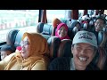 PENGAMEN ANYER ✓ SATU BUS DIBUAT GEMBIRA DENGAN KEHADIRANNYA HEHE