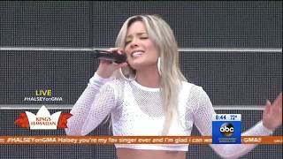 Alone - Halsey performs her song in the lastest album on LIVE GMA part 2 Resimi