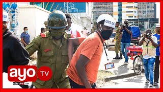 KESI YA MBOWE: WAFUASI WA CHADEMA WAKAMATWA NA POLISI, WALIBEBA MABANGO