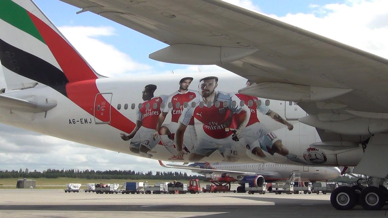 ボーイング 777-200LR Arsenal アーセナル エミレーツ サッカー Emirates Arsenal FC Livery Close Up, Start Up and Takeoff