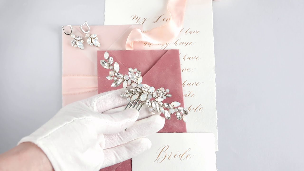 Wedding hair comb with opal and clear crystals for bride