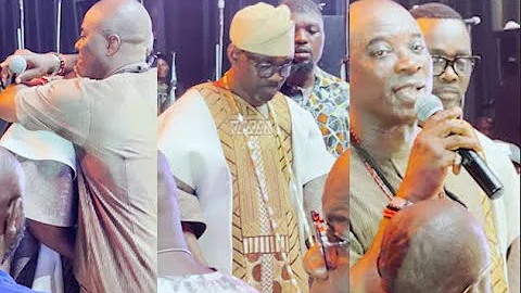 Emotional Moment: K1 De Ultimate Hugs Pasuma on Stage at His 40 Years on Stage Celebration!