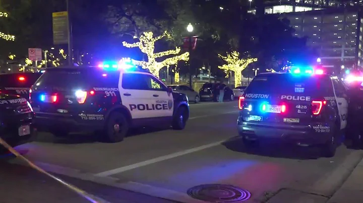 HPD officer stabbed, suspect shot and killed