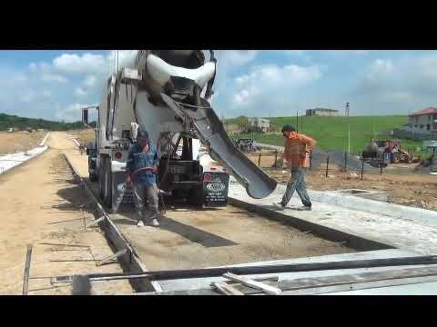 Video: ¿Cómo se calafatea una entrada de concreto?