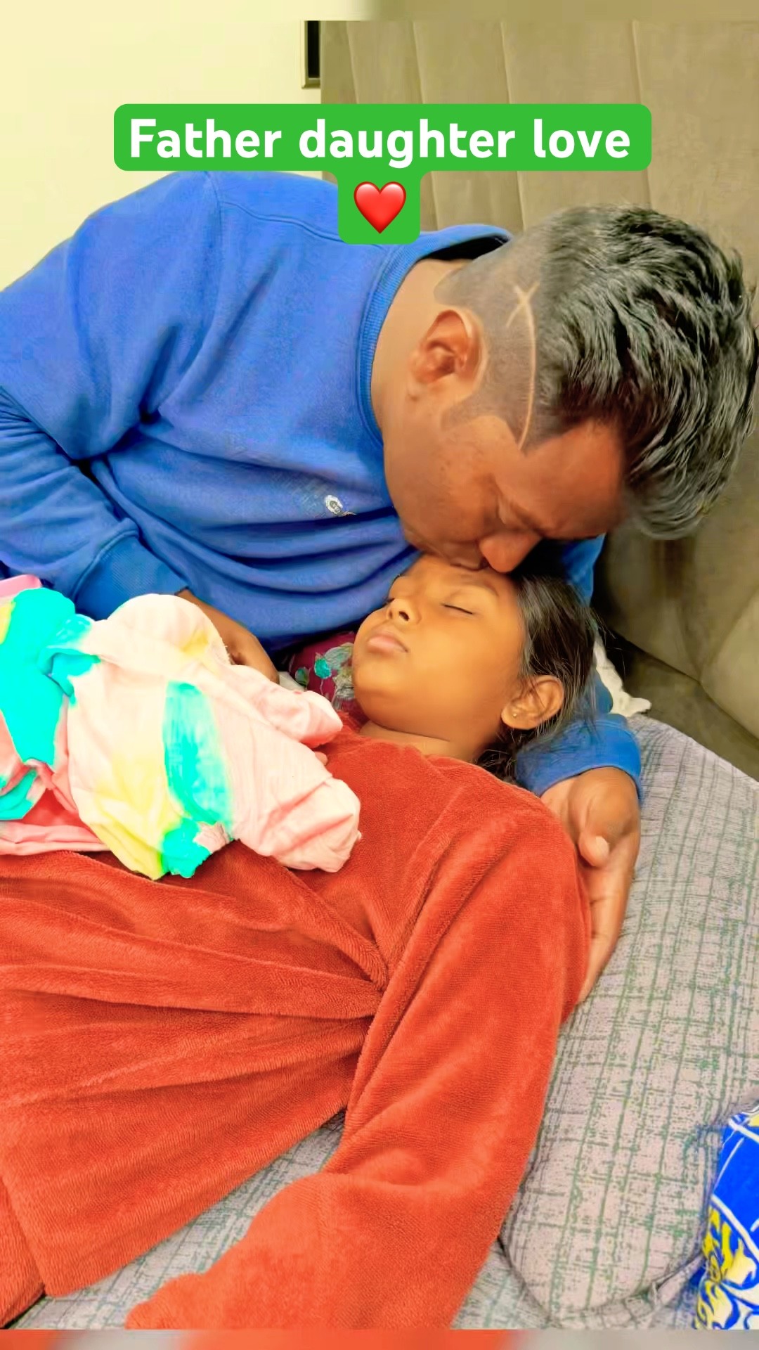 आपका wait करते करते सो अभी सोयी ?? papa ki jaan ❤️ #family #love #avanishkumarverma