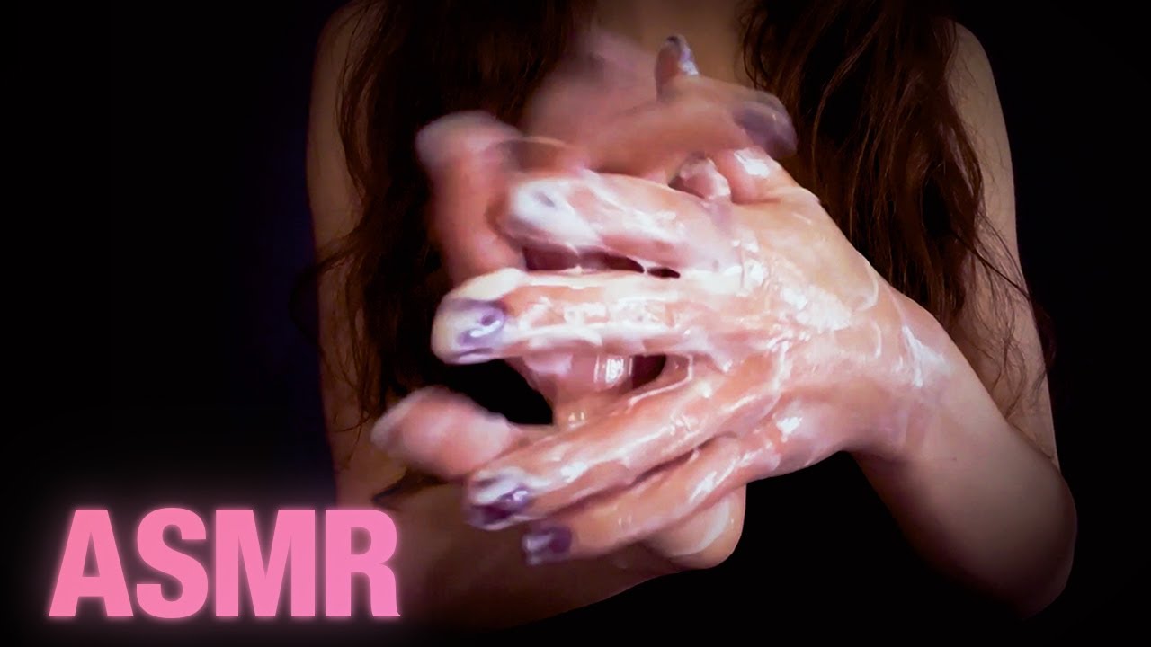ASMR ✨ Lotion Hand Sounds & Movements 💦 Wet Noise Triggers💧 Blue Yeti 💫 No talking!