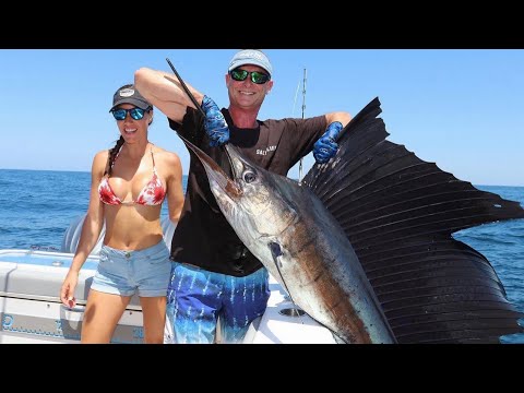 Catching SAILFISH in El Salvador @FishingwithLuiza