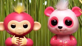 The Fingerlings Show | Cute Panda Fingerling Talks to Bella | Toy Play