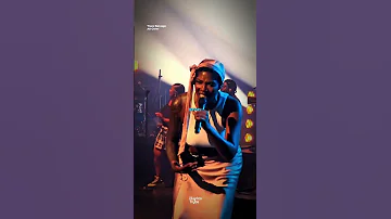 Tiwa Savage All Over Lyrics 