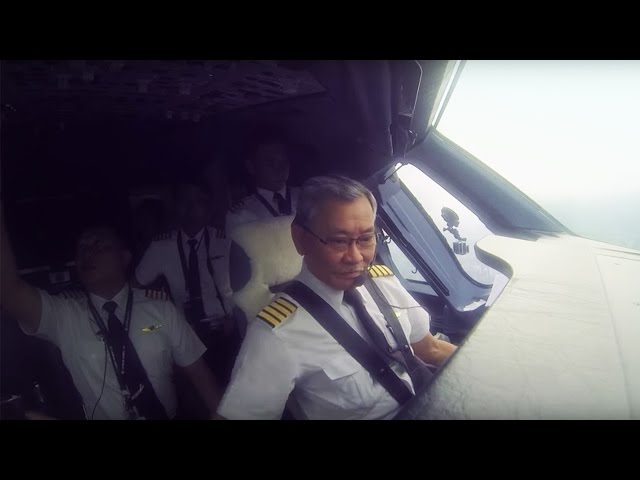 Singapore Through The Eyes Of A Pilot | SG50 | Singapore Airlines class=