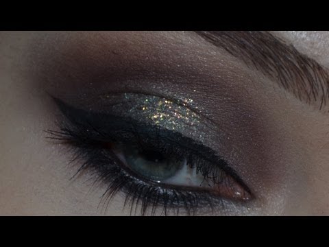 Video: Cosmetics For New Year's Eve