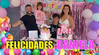 Celebrando El Cumpleaños De Daniela4Plusone