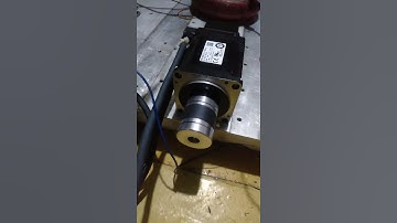 ac servo motor keyence sv-040p2 400watt running Mach3 cnc