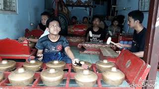 Download lagu LAGON TOMBO ATI oleh anak2 Salatiga