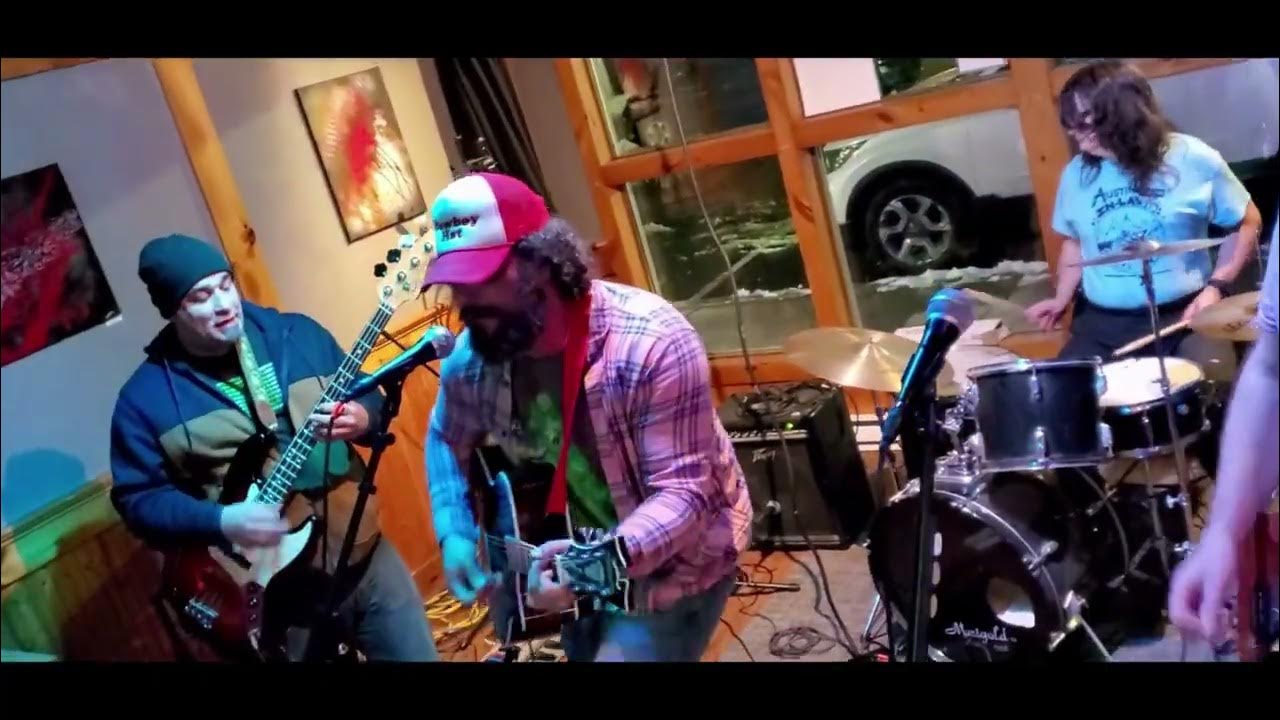 Peabody's Open Mic Jon and The House Band Wicked Game ( A Chris