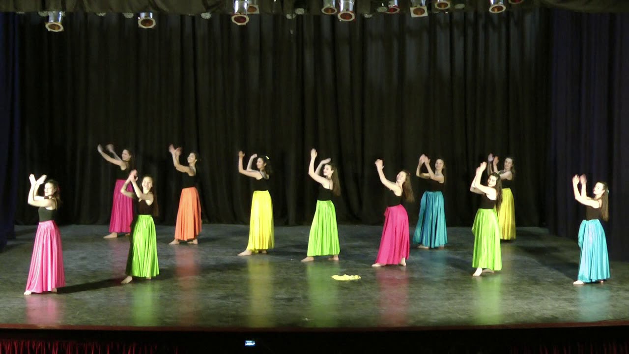 GRUPAL FOLKLORE ESTILIZADO - ENET