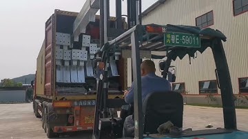 Loading the steel structure container