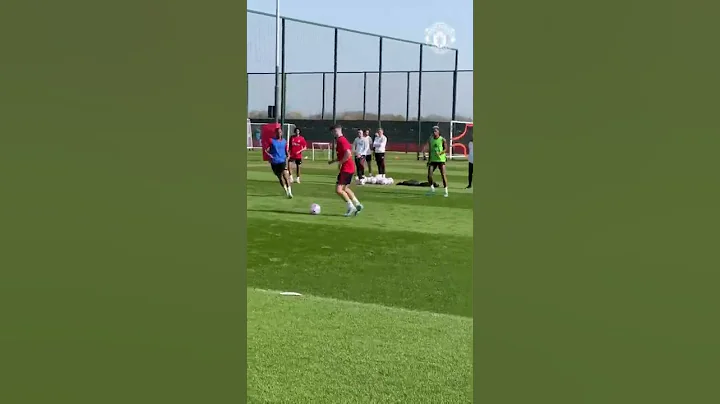 Juan Mata Doing Juan Mata Things 🧙‍♂️🔥 - DayDayNews