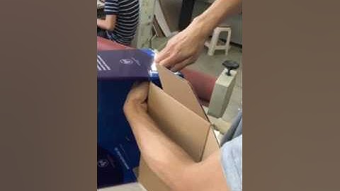 Video of Socks Display Stand   Leo in HIC DISPLAY